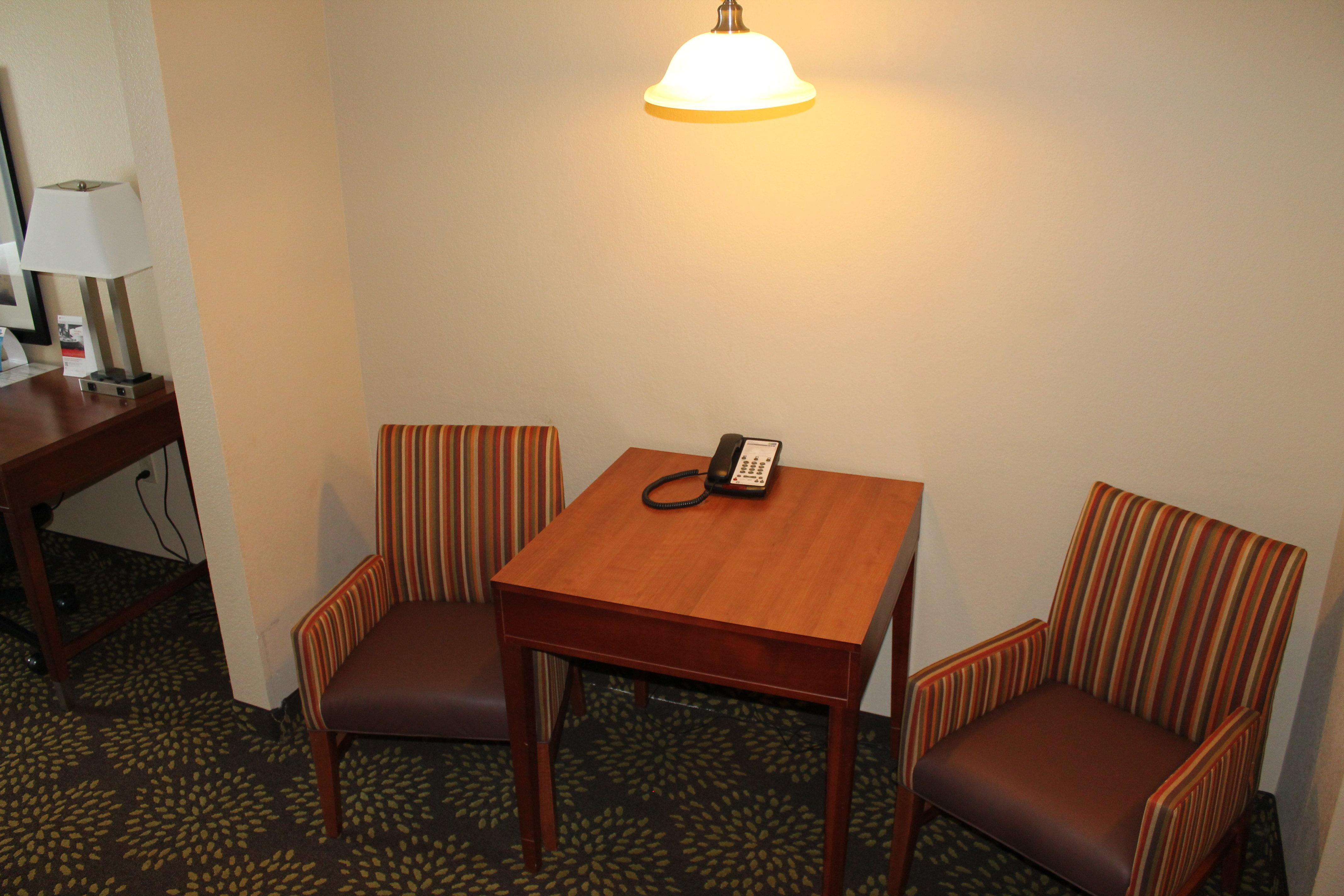 Holiday Inn Express Hotel & Suites Starkville, An Ihg Hotel Zewnętrze zdjęcie