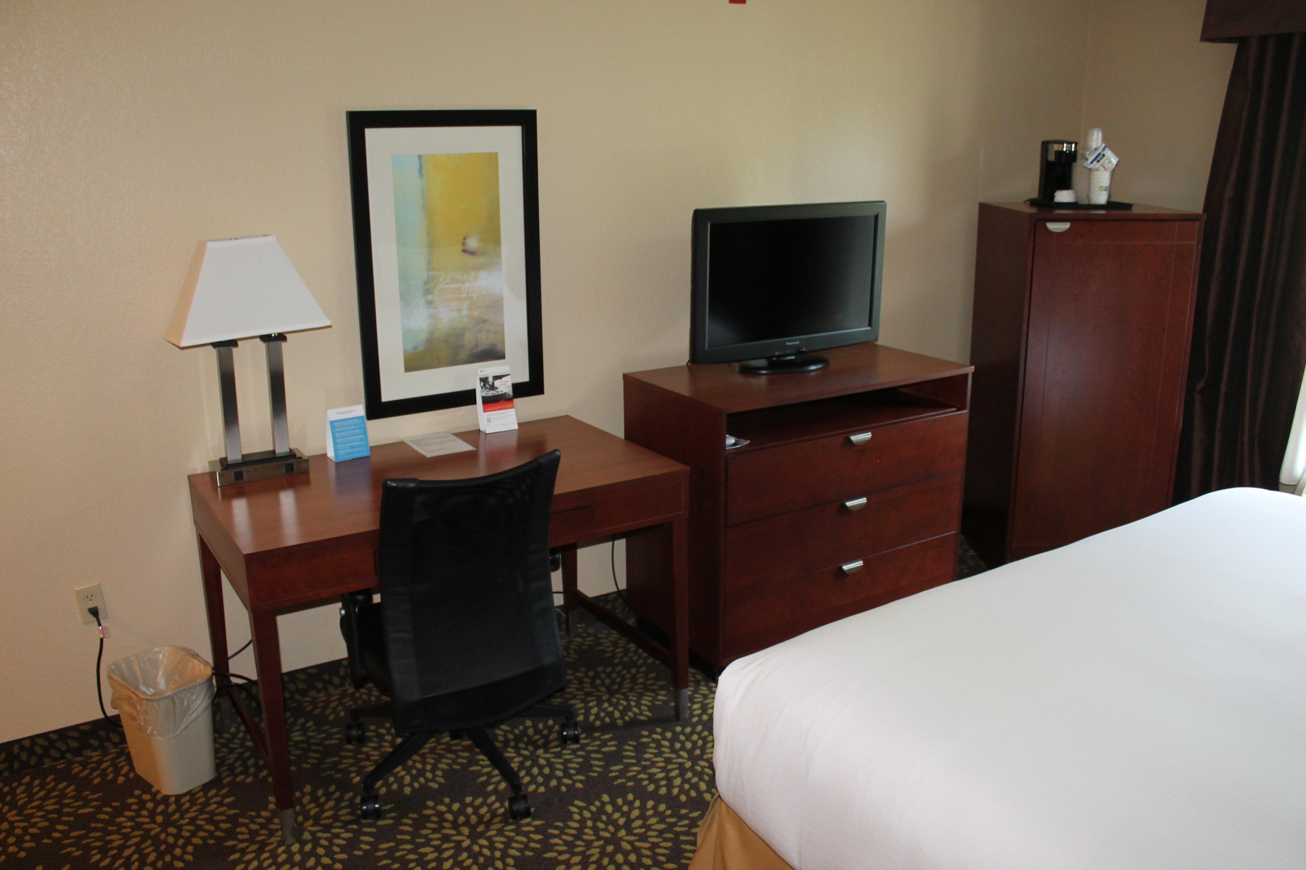 Holiday Inn Express Hotel & Suites Starkville, An Ihg Hotel Zewnętrze zdjęcie