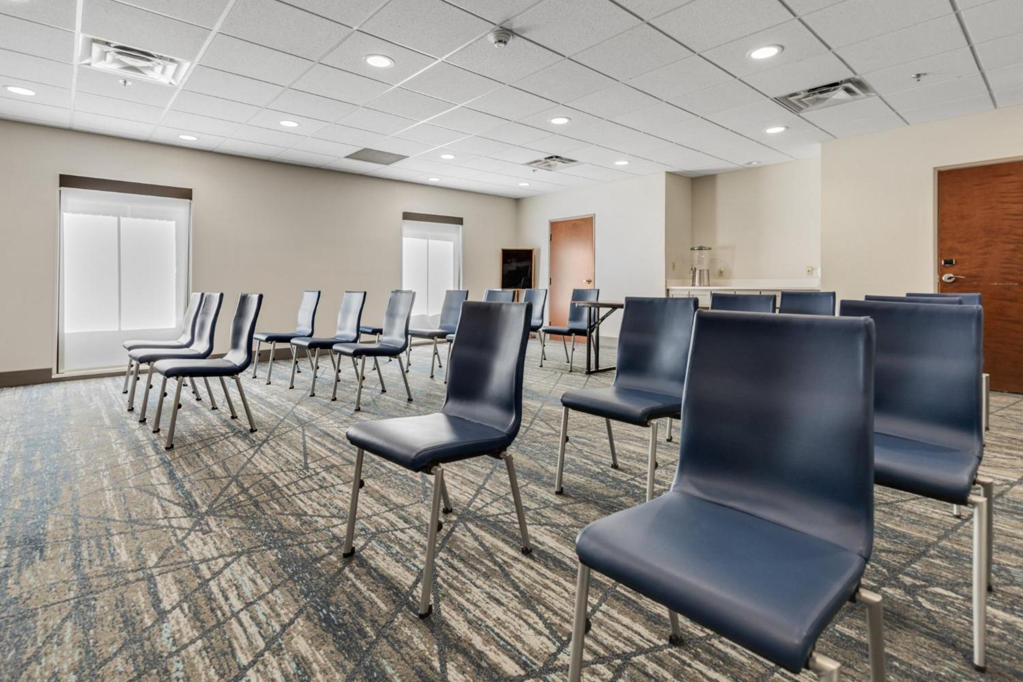 Holiday Inn Express Hotel & Suites Starkville, An Ihg Hotel Zewnętrze zdjęcie