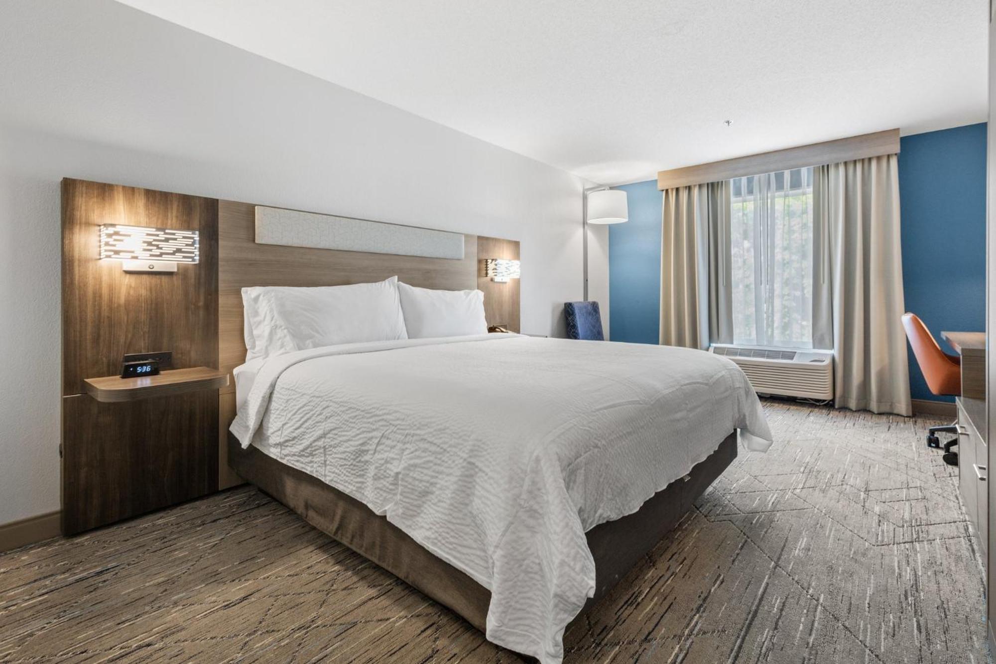 Holiday Inn Express Hotel & Suites Starkville, An Ihg Hotel Zewnętrze zdjęcie
