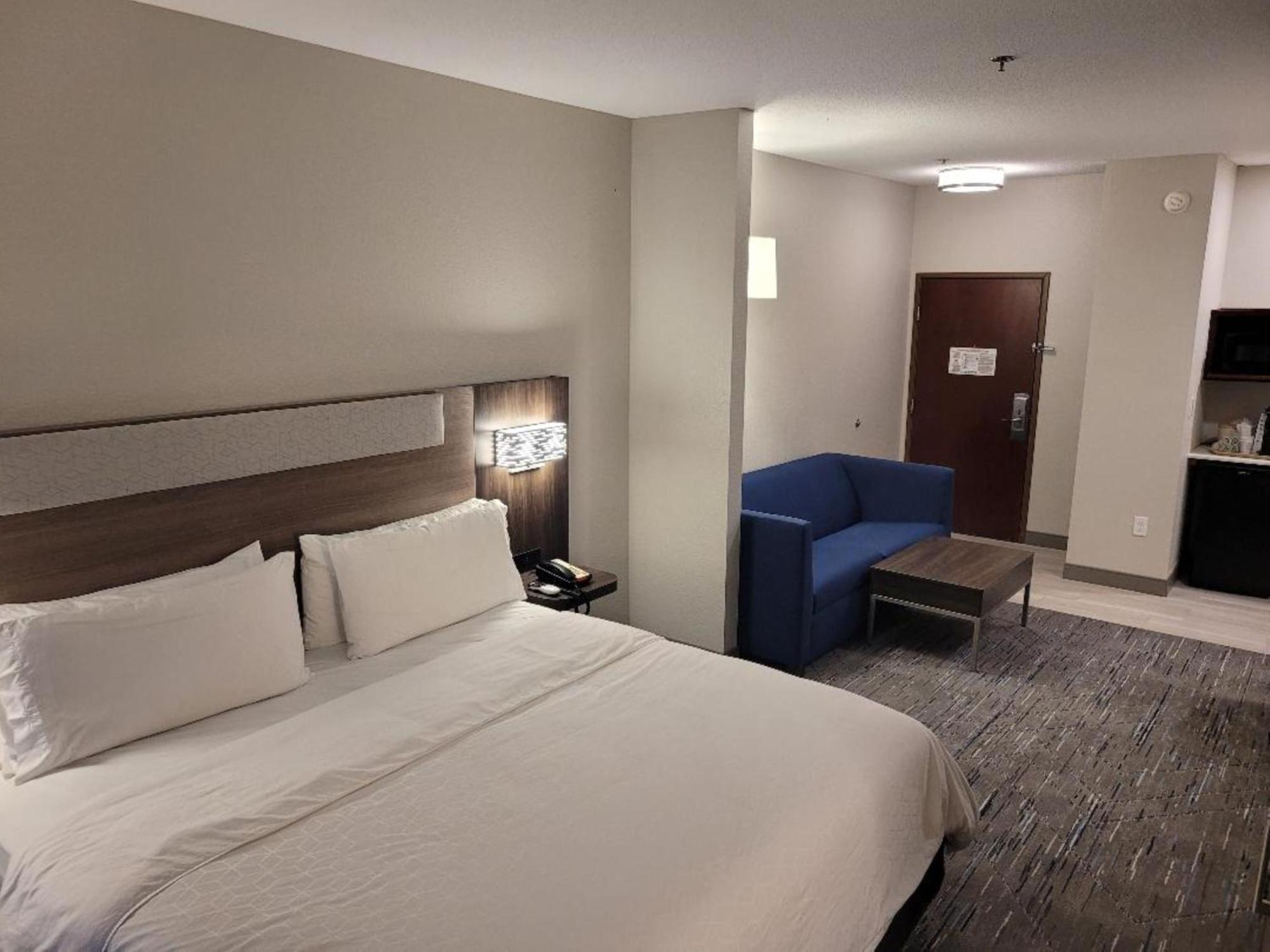 Holiday Inn Express Hotel & Suites Starkville, An Ihg Hotel Zewnętrze zdjęcie