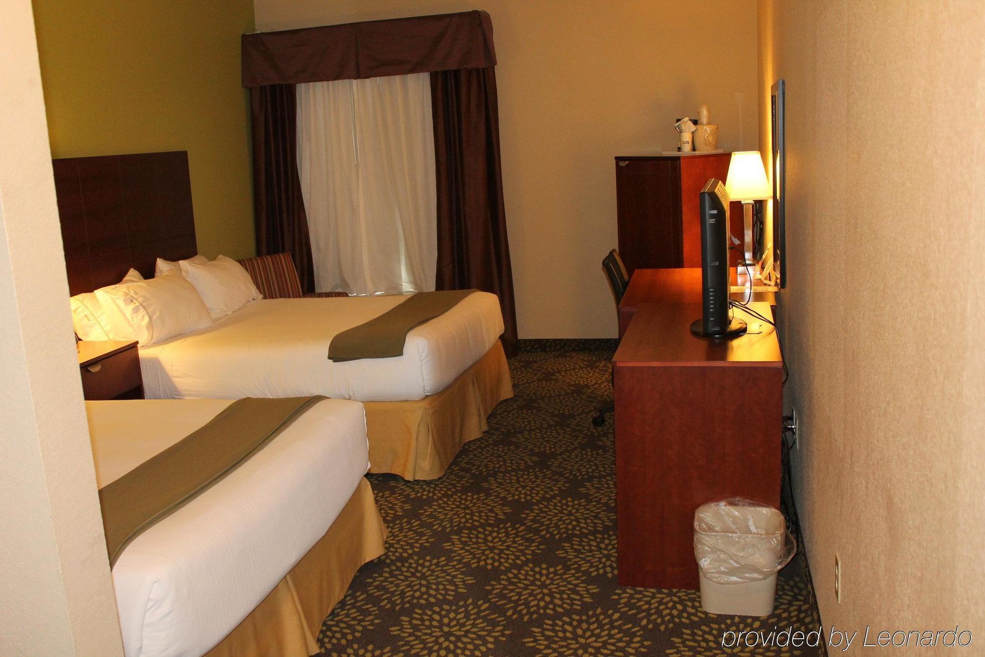 Holiday Inn Express Hotel & Suites Starkville, An Ihg Hotel Zewnętrze zdjęcie