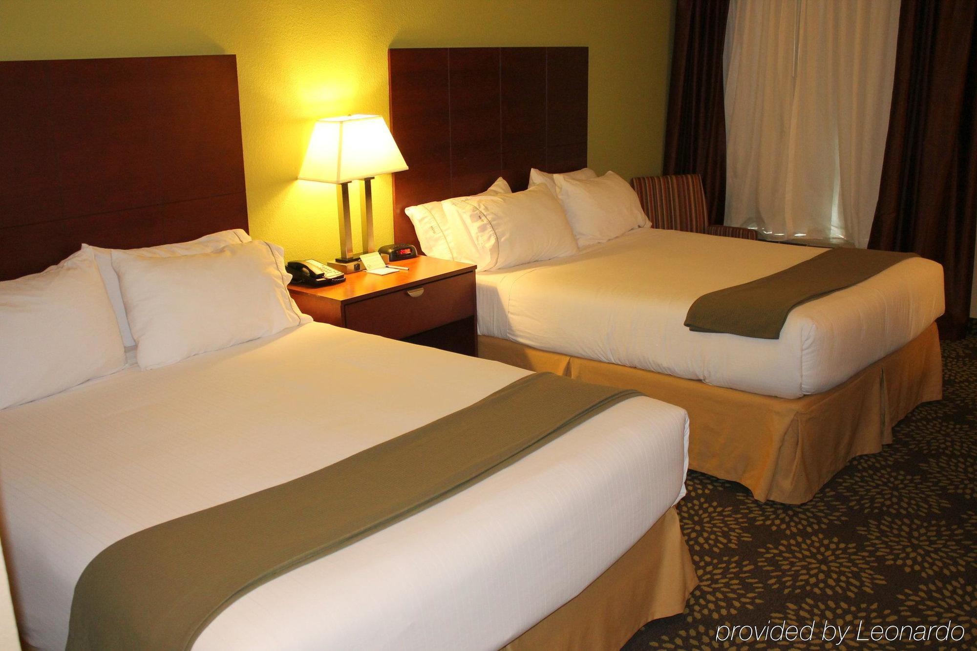 Holiday Inn Express Hotel & Suites Starkville, An Ihg Hotel Zewnętrze zdjęcie